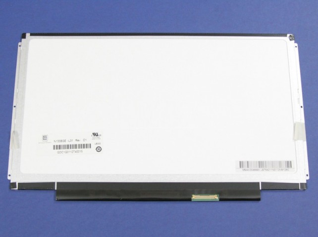 CLAA133WA01 Uyumlu 13.3" 40 Pin Slim Ekran Panel Yandan Kulaklı HD 1366x768