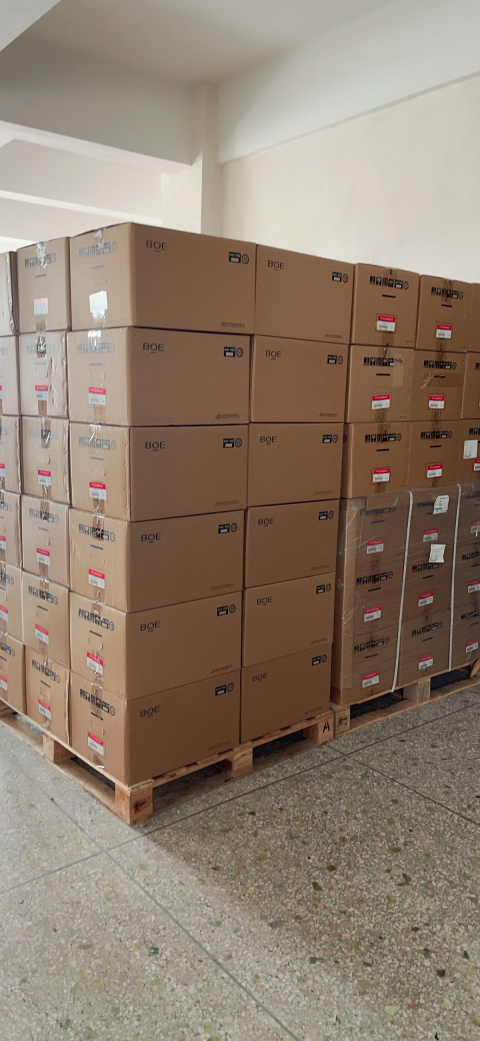 M156X40-137-0102 15.6 inç 1920x1080 30 Pin TN Laptop Ekran Paneli